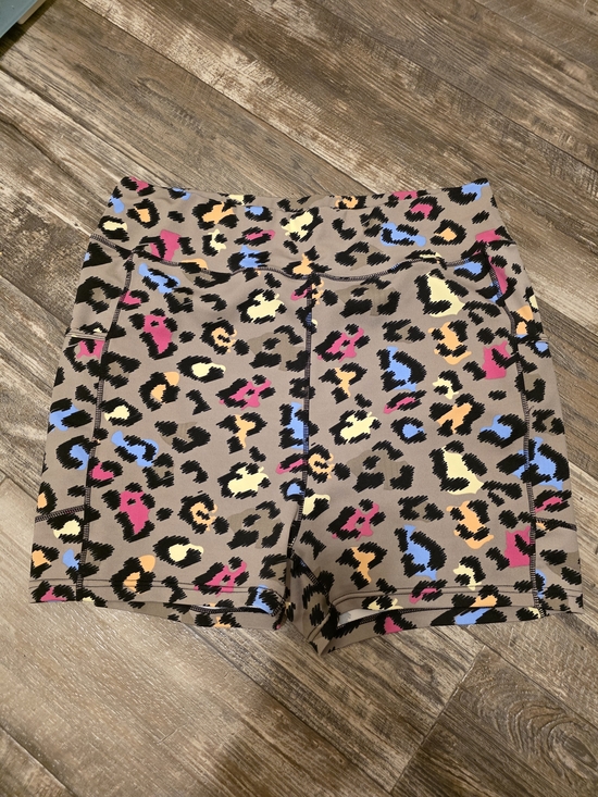 POP Fit Pants - Women’s High-Rise Leopard Print Active Shorts - Multicolor